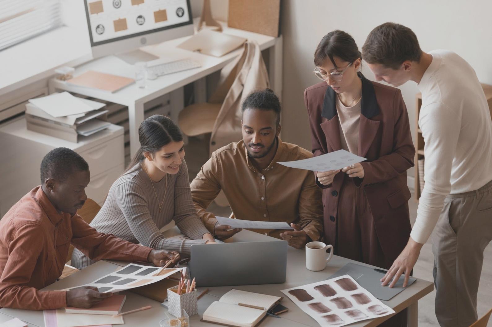 Unternehmer bei der Finanzplanung